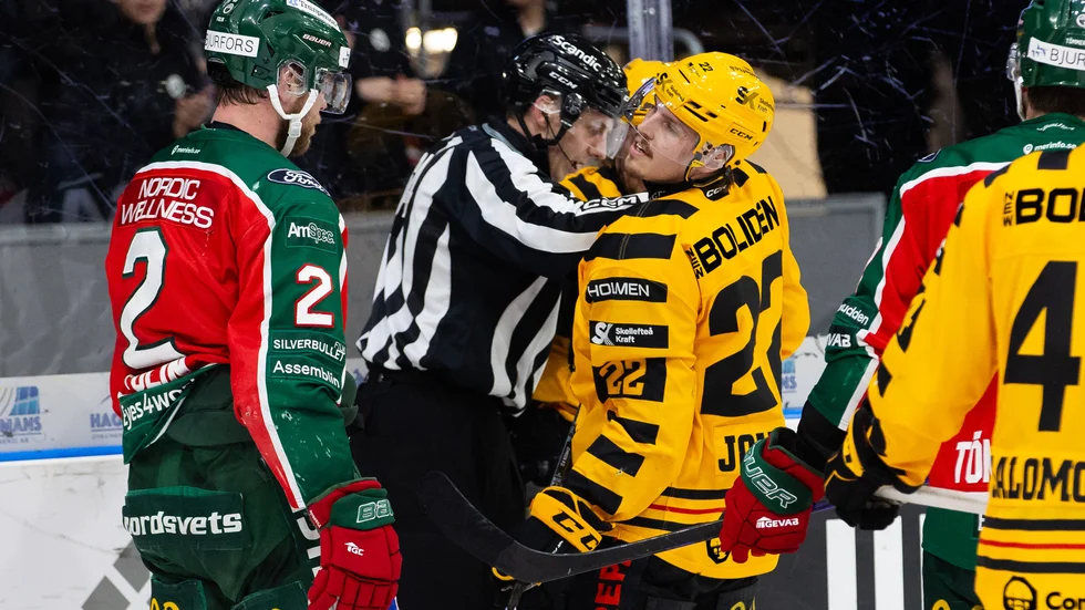 Det var rejält irriterat vid flertalet situationer i Scandinavium under tisdagskvällen, när Frölunda kvitterade semifinalserien till 3–3.