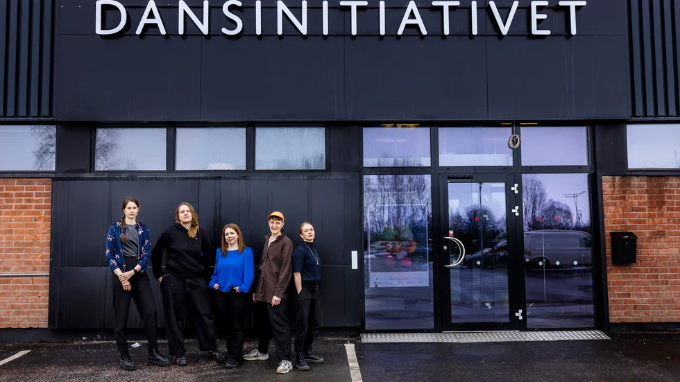 Dansinitiativets personal utanför lokalen på Ålgatan i Luleå.