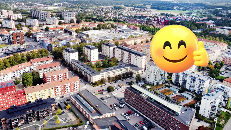 Skribenten efterlyser glada insändare och även artiklar. Tidningen redaktör svarar.