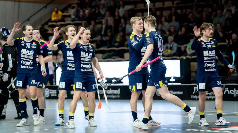 Visby IBK vann med klara 8-2 i toppmötet med Sirius, och fick efteråt kritik av motståndarlagets tränare.