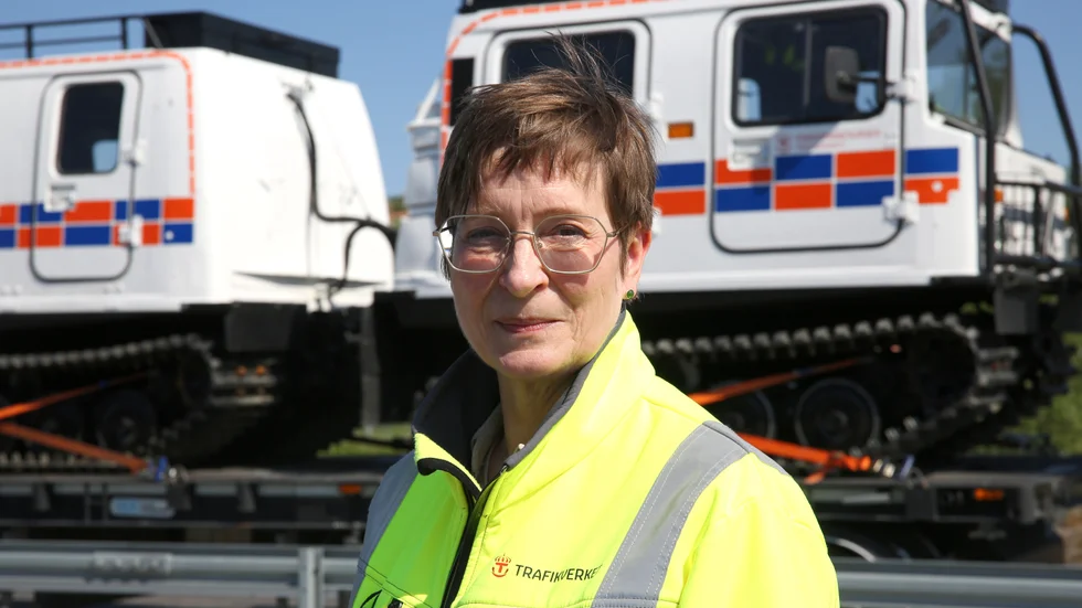 Anna Zimmerling, beredskapschef för Trafikverkets östra region, betecknar bandvagnarna som "en milstolpe" för myndighetens utövande på Gotland.