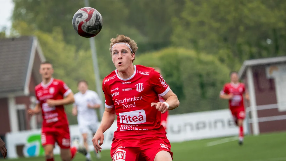 Piteå IF-Täby FK, Joel Carlsson.