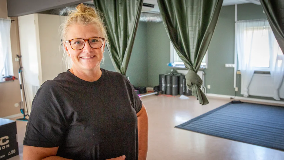 "Jag är så sjukt taggad inför invigningen. Jag har drömt länge om att ha något eget, så det här känns så jäkla coolt", säger Veronica Nyström-Hansson, initiativtagare till ett nytt hälsocenter i Lärbro. 