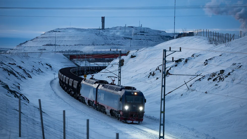 Vinsten halverad. Problem med Malmbanan är en av anledningarna till att LKAB:s vinst stannar vid 8,7 miljarder 2024.