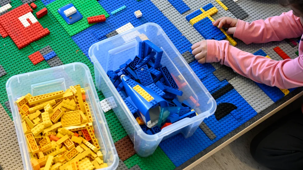Vi kämpar och kämpar, skriver signaturen "Vårdnadshavare och pedagog i förskolan".