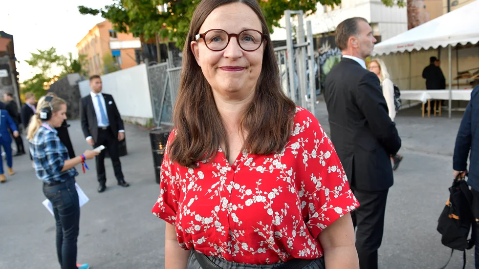 Utbildningsminister Anna Ekström (S) vill göra det enklare för elever som inte klarar kraven att komma in på gymnasiet.