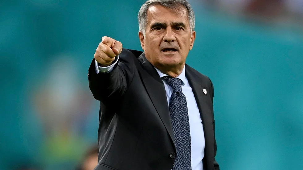 Turkiets förbundskapten Senol Günes lämnar uppdraget. Arkivbild.