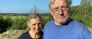 Strandskyddat dike stoppar deras avstyckning – tar frågan till domstol