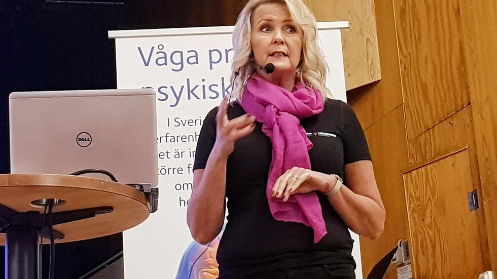 "Det är viktigt att berätta hur man kan ta sig ur ett förhållande, vilken hjälp man kan få", sa Lena Gran Egmark på kvinno- och tjejjouren Pärlan i Älvsbyn, när hon föreläste om våldets uttryck på Framnäs på torsdagen. 