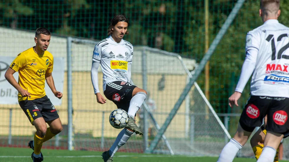 Adam Bark var bäst i Maif, enligt Sporten.
