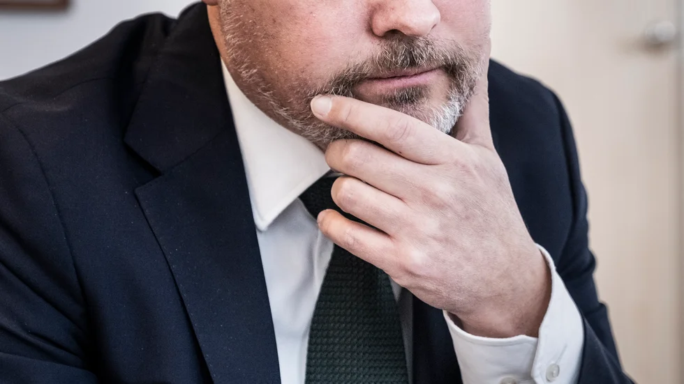 Justitie- och migrationsminister Morgan Johansson befinner sig i centrum av regeringens moraliska dilemma där njuggheten mot afghanska tolkar är det senaste inslaget. 