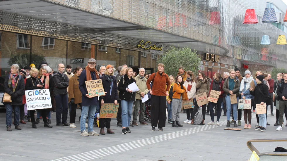 Fridays for future klimatstrejkar på Forumtorget i Uppsala.