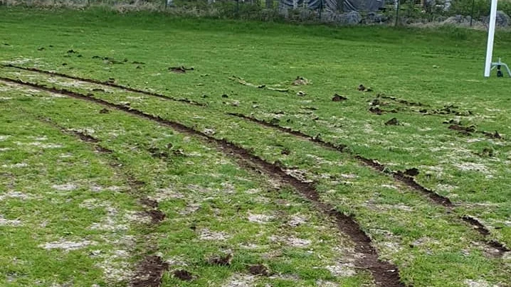 Tunavallens gräsplan har vandaliserats under natten mot torsdag.