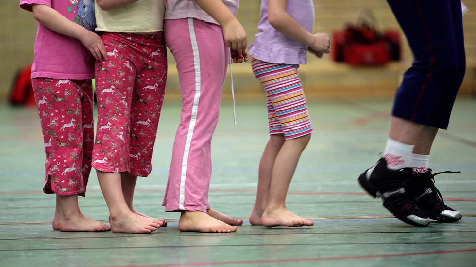 Skribenten vill att det ska byggas en gymnastikhall i Skellefteå.