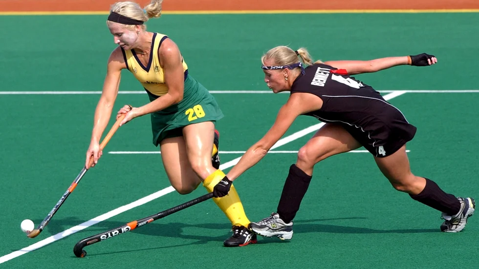 Landhockey, är en av de största lagsporterna globalt, baserat på antalet aktiva spelare.