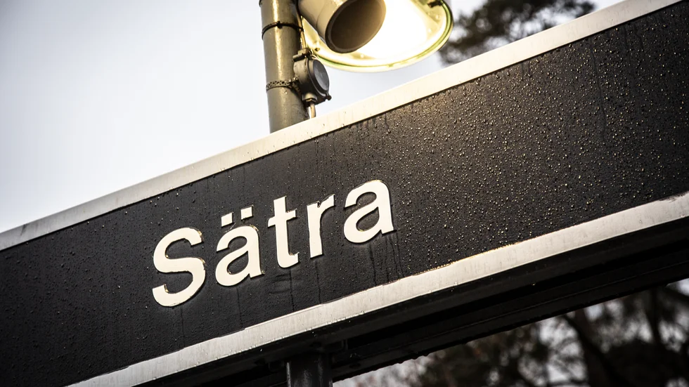 Polisen har gjort ett tillslag i stadsdelen Sätra i södra Stockholm. Arkivbild.