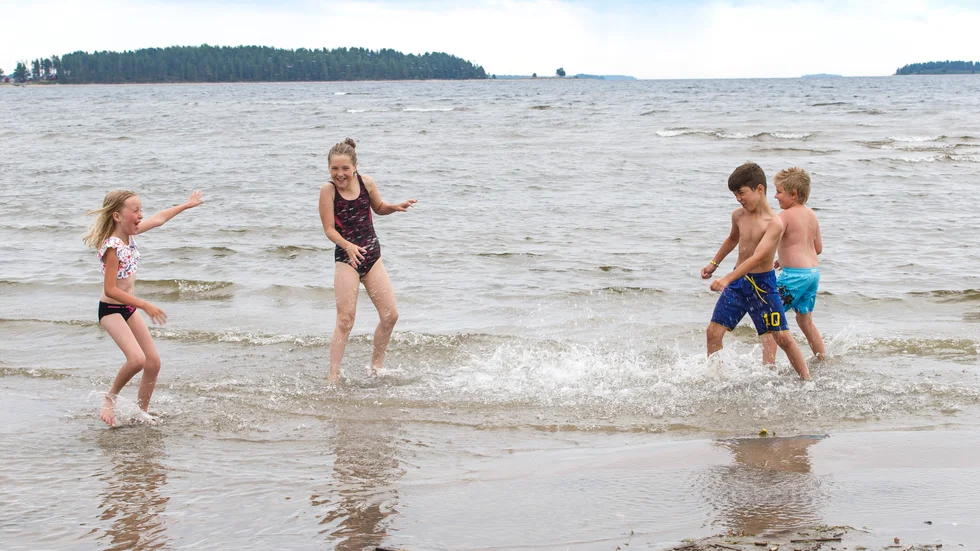 Pite havsbad brukar kallas för Norrlands eller Nordens riviera. Havsbadet fick sitt smeknamn på 1950-talet när den högsta badtemperaturen i landet uppmättes här tre år i rad.