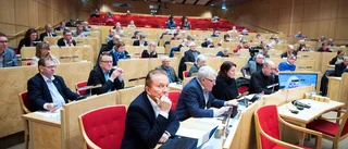 Het politikerdebatt om regionens personalflykt