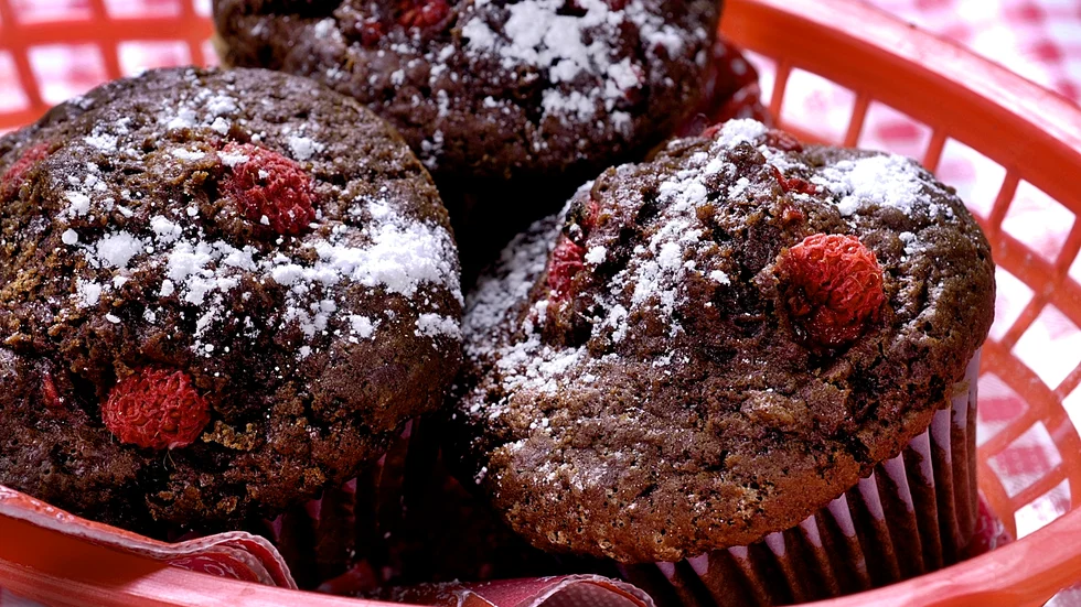 Chokladmuffins var ett av bakverken som den tidiga frukostgästen satte i sig. Arkivbild.