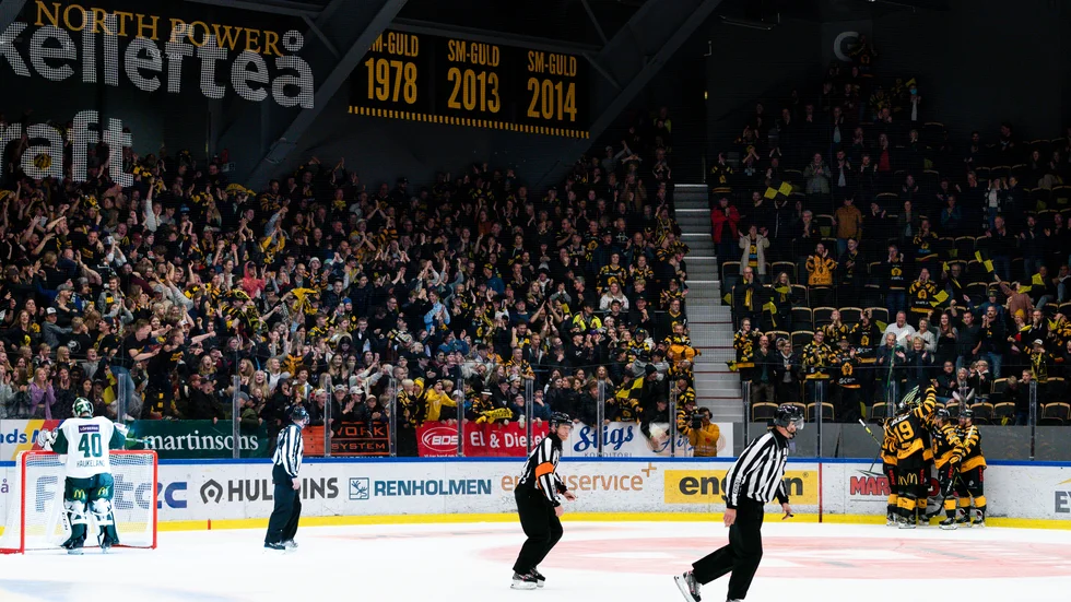 Skellefteå AIK får sänkt matchtaxa för de matcher som spelades med publikrestriktioner.