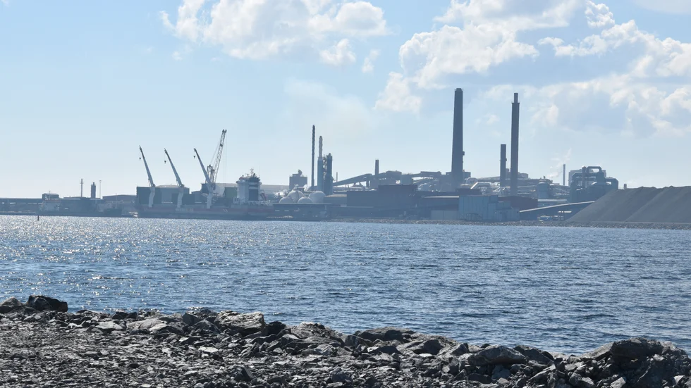 Boliden redovisade under det fjärde kvartalet ett bättre rörelseresultat än analytikerna förutspått. Den ordinarie utdelningen halveras till 7,50 kronor