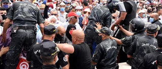 Protester mot polisvåld sprids i Tunis