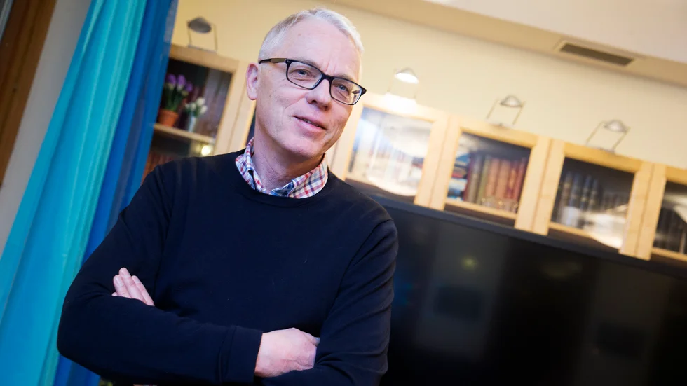 Mats Eliasson, överläkare vid Sunderby sjukhus, är engagerad i flyktingfrågan i Luleå sedan många år. Han är kritisk till att kommunen inte ger ukrainare rätt till SFI på det sätt som Boden har beslutat att göra.