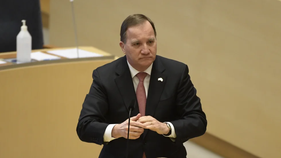 Statsminister Stefan Löfven (S) svarar på frågor i riksdagen.
