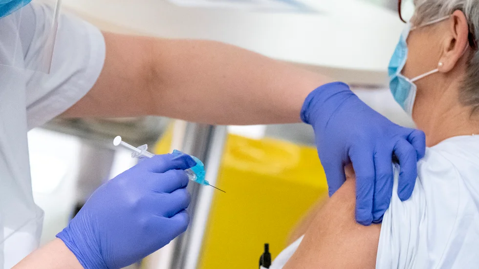 Personal vaccineras mot Covid-19 på Skånes universitetssjukhus i Malmö. Arkivbild.