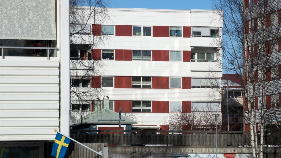 "Tyvärr har frågan om marknadshyror alltmer fokuserat på det politiska spel som nu pågår", skriver insändarskribenterna.