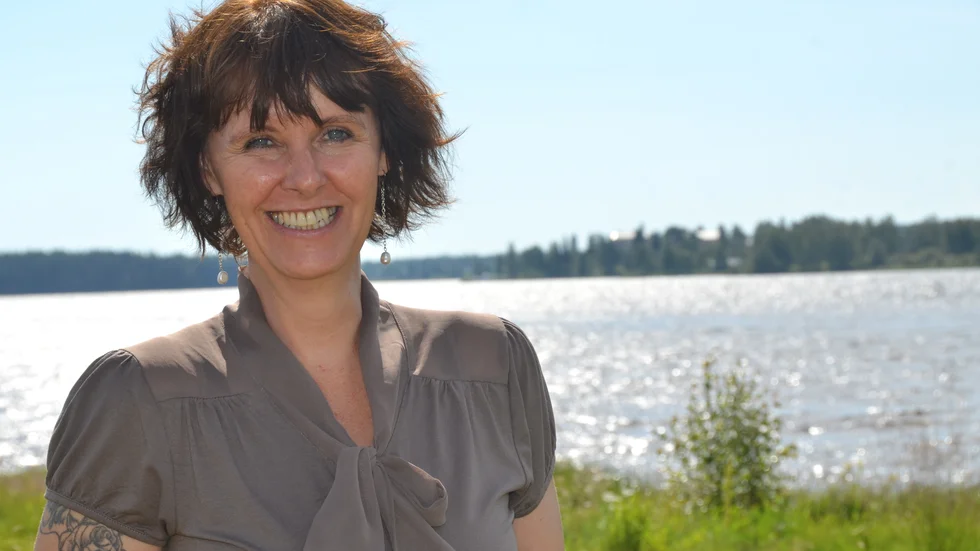"Vi ser ännu nya rekordpriser. Jag ser ingen avmattning, snarare att priserna fortsätter sakta uppåt" säger Anne-May Kara.