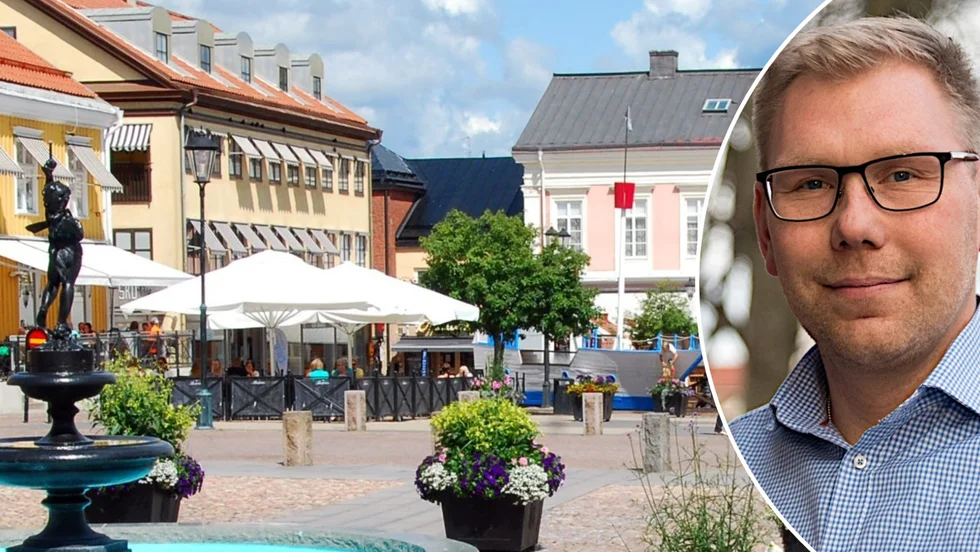    Det är i Vimmerby jobben finns. Det tyder i alla fall Arbetsfömedlingens färska månadsstatistik på. Från augusti i fjol till augusti i år har den totala arbetslösheten minskat med drygt 200 personer. "En gynnsam arbetsmarknad" lyder en av Michal Ulatowskis förklaringar.