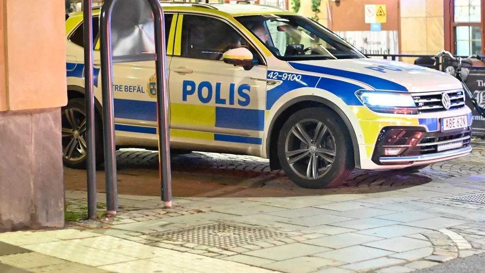 En kvinna greps sent på onsdagskvällen i centrala Linköping, misstänkt för försök till mord.