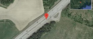 Stopp på E4 på grund av en singelolycka