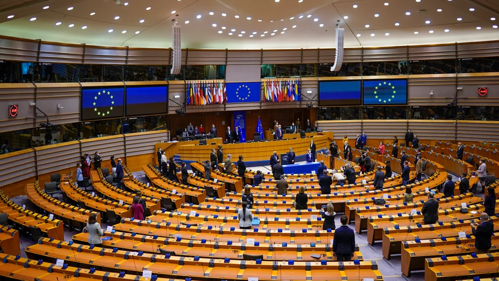 EU-parlamentets ledamöter ska debattera och rösta om sin syn på de planerade vaccinpassen som ska underlätta resandet efter coronapandemin. Arkivfoto.