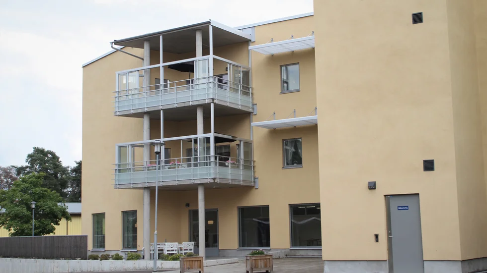 Personal på Spångagården får kritik för agerandet den dagen i somras när 90-årige Pentti Huotari brännskadades svårt och senare fick amputeras vid två tillfällen.