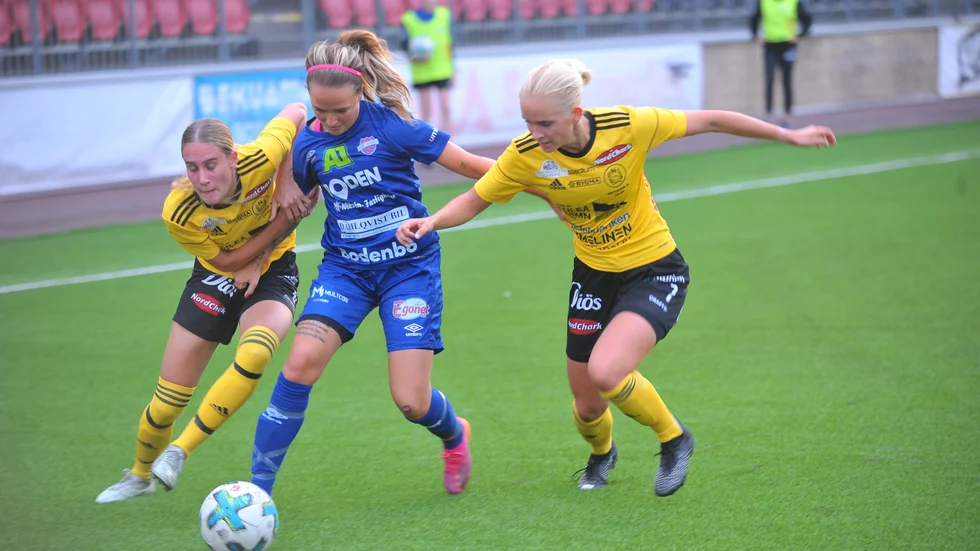 Trångfors ordnade en poäng mot Notvikens IK DFF. 