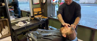 Idag är det Fars dag – och allt fler satsar på presentkort till en barberare