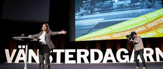 Dadgostar: Vi står långt ifrån varandra