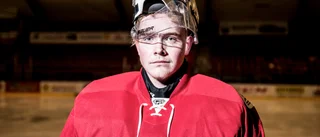 Han vill representera universitetet på hockeyplanen