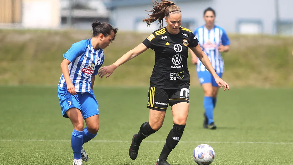 Mathilda Holmberg nätade för Smedby. 