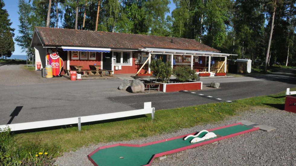 Ängskärs havscamping finns med i finaltävlingen när bokningsnätverket Acamp ska kora Sveriges bästa campingvärd. 
