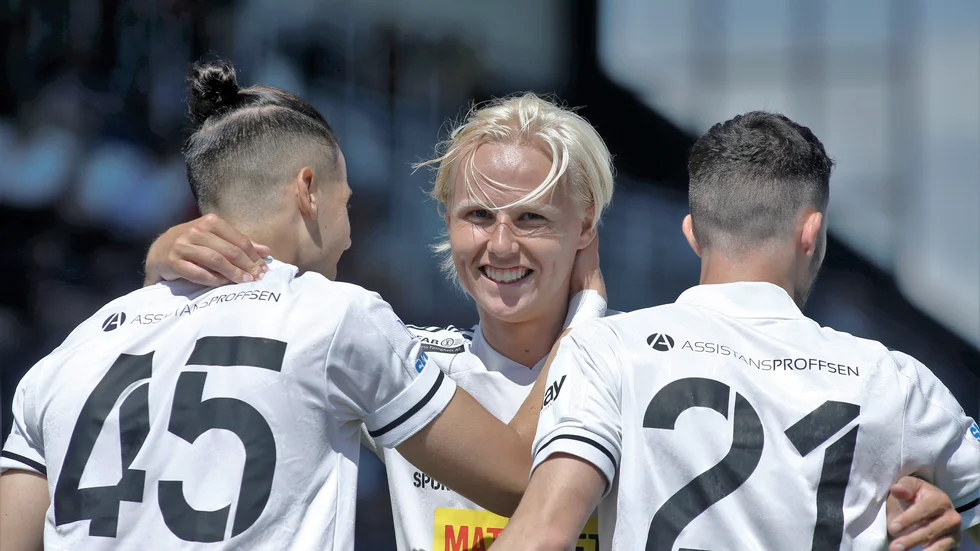 Simon Karlsson gör sin 200:e seriematch för Motala AIF mot Umeå. Då hoppas på liknade scener som på bilden. 