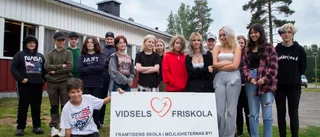 Efterlängtade friskolan välkomnade eleverna: "Det är skönt med en liten skola"