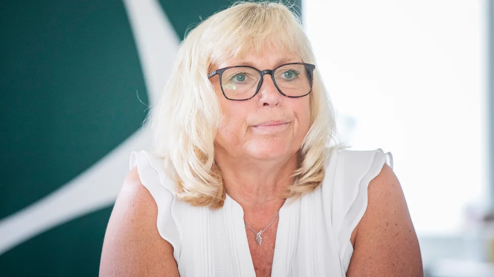 ”Besvikelsen är oerhört stor över att man inte bemödat sig med att svara på hemställan som regionen och partierna stått bakom. Nu får regeringen en andra chans att reagera”, säger Eva Nypelius (C)