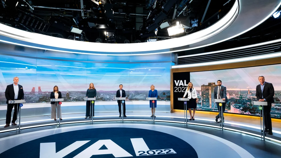 Det är inte många svenska politiker som har lett ett parti de senaste 30 åren utan att också berätta om det i en politisk självbiografi. Somliga gör det först när de har avgått, andra gör det medan de fortfarande är partiledare.