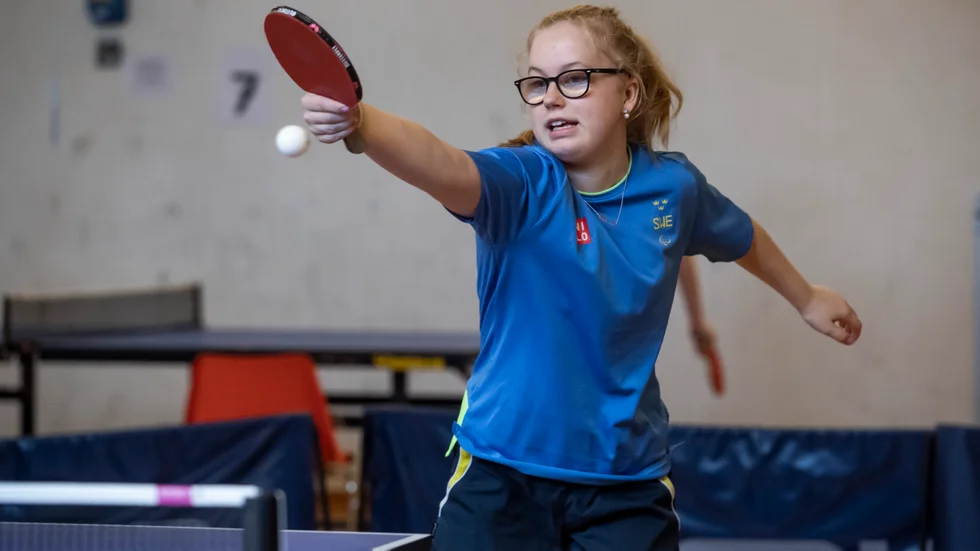 Clara Ellermann laddar upp med spel i Motala summer open inför nästa veckas spel i world tour-tävlingen i Helsingborg. Att få mäta sig med internationellt motstånd ser Motala-tjejen fram emot. 