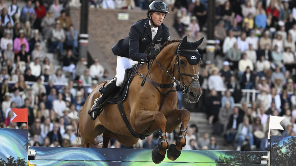 Britten Ben Maher får rida utan Explosion W under VM i ridsport i Danmark. Arkivbild.
