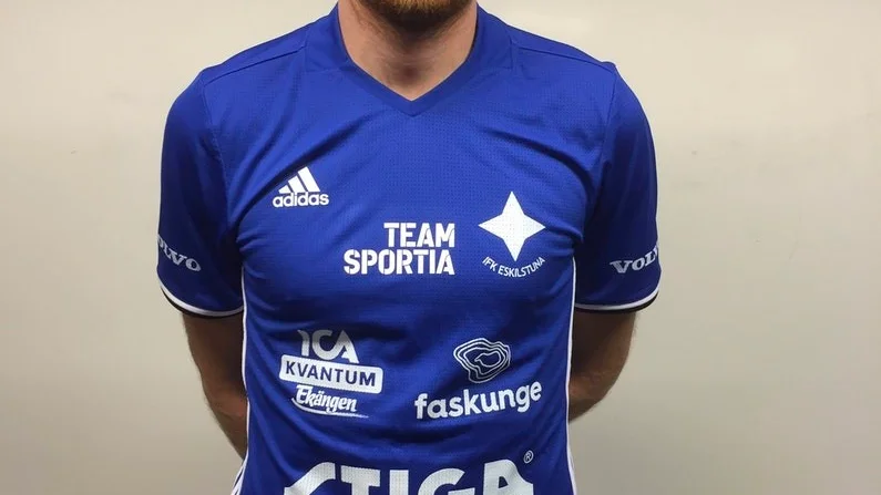 Innermittfältaren Markus Wahlström tar ett kliv neråt i seriesystemet då han efter många säsonger i City nu ska spela för IFK Eskilstuna.