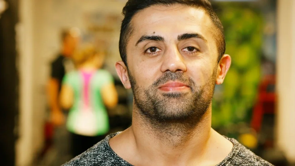 Sia Mand Esmaili är en av delägarna i MMA Fitness.